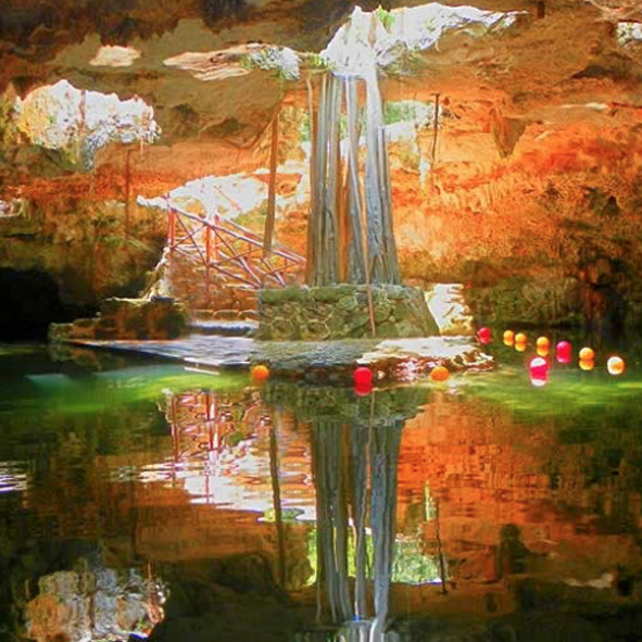Cenote Chilam Balam